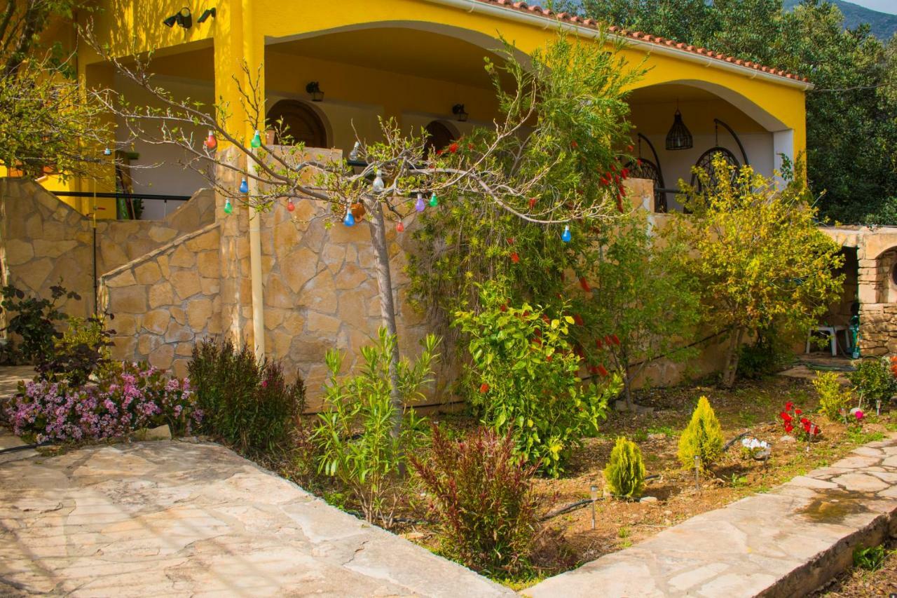 Villa-Maria Triopetra Exterior photo